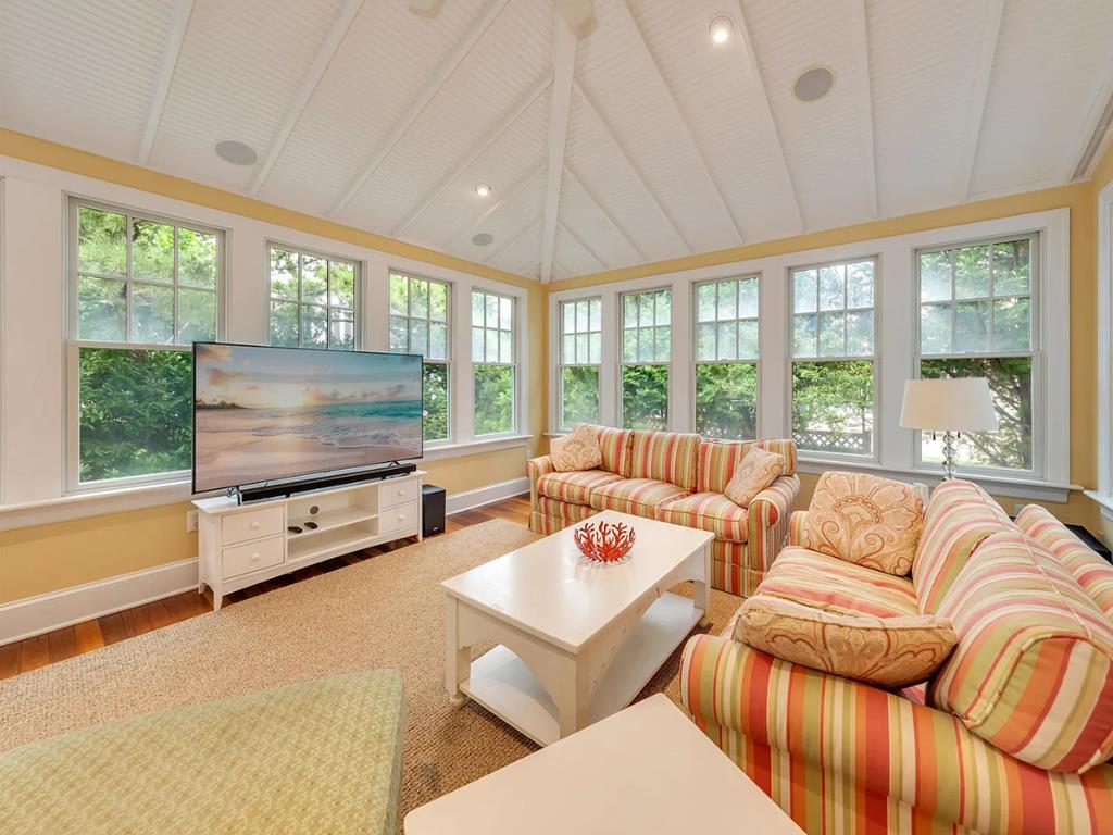 6 Bedoom - Close to the Beach! 1611 New Jersey | Photo 14