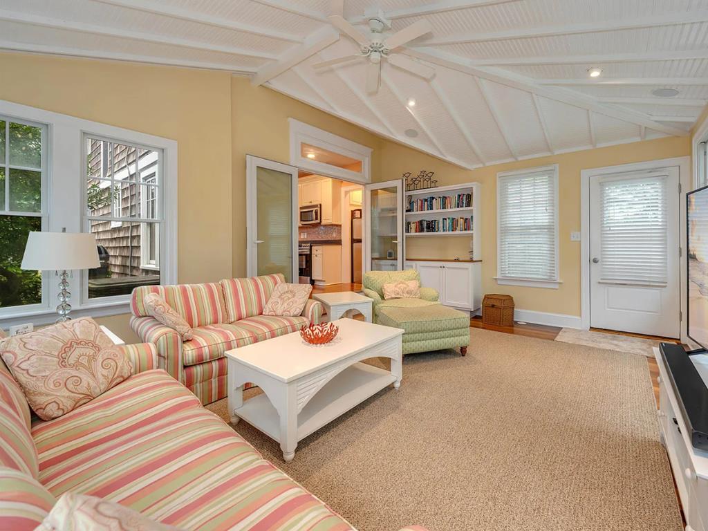 6 Bedoom - Close to the Beach! 1611 New Jersey | Photo 16