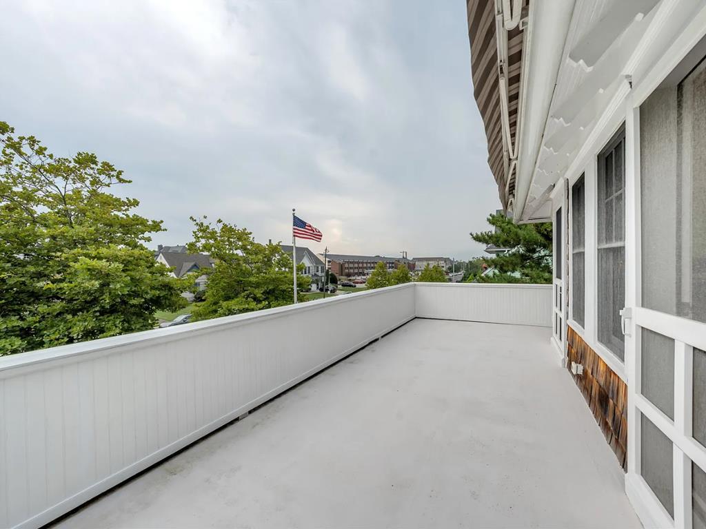 6 Bedoom - Close to the Beach! 1611 New Jersey | Photo 19