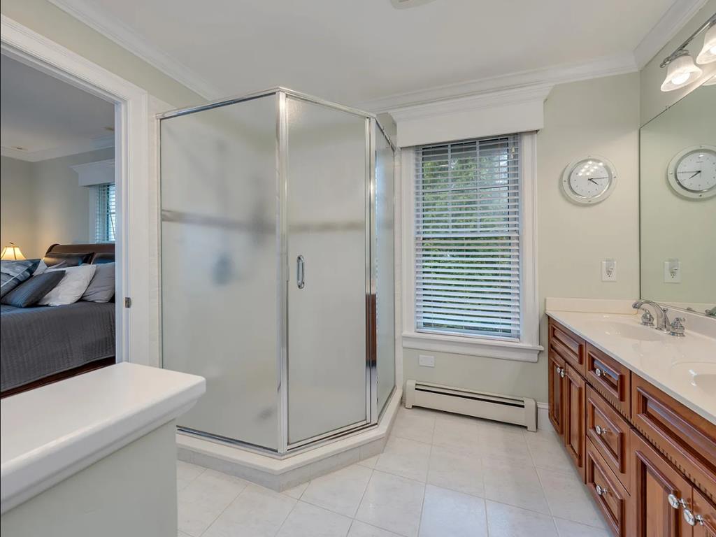 6 Bedoom - Close to the Beach! 1611 New Jersey | Photo 21