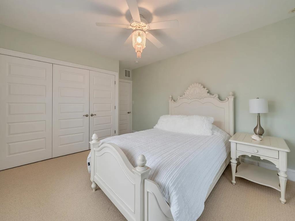 6 Bedoom - Close to the Beach! 1611 New Jersey | Photo 24