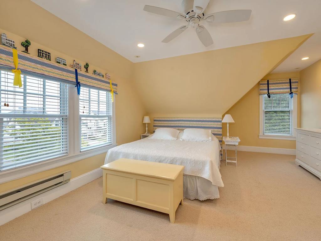 6 Bedoom - Close to the Beach! 1611 New Jersey | Photo 26