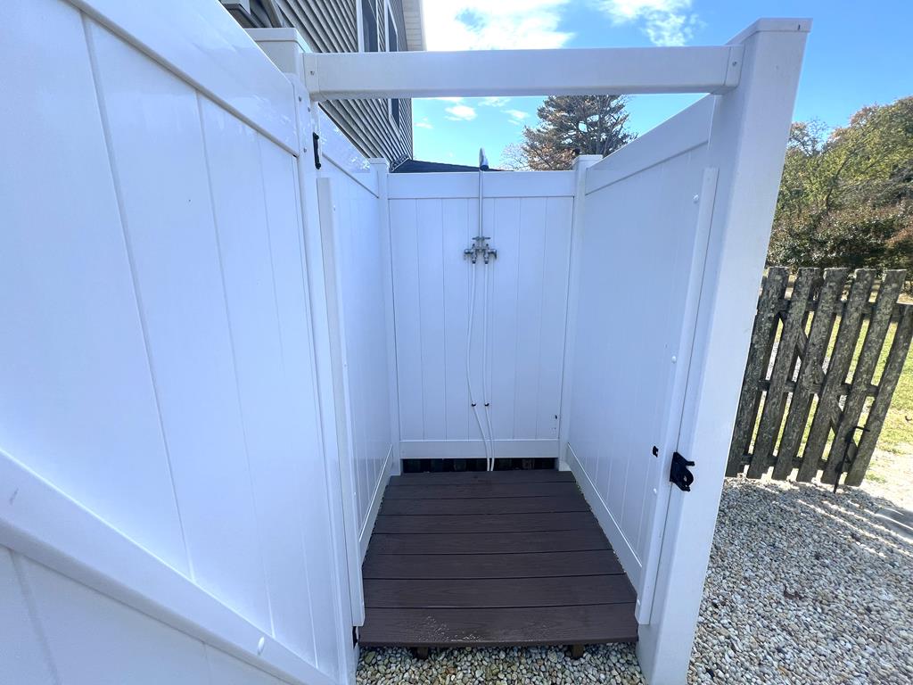 621 Jonathan Hoffman Road | Photo 24