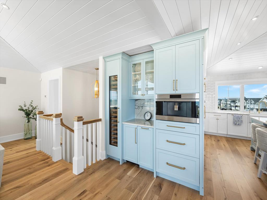 7701 Pleasure Avenue, Sea Isle City (Beach Front)