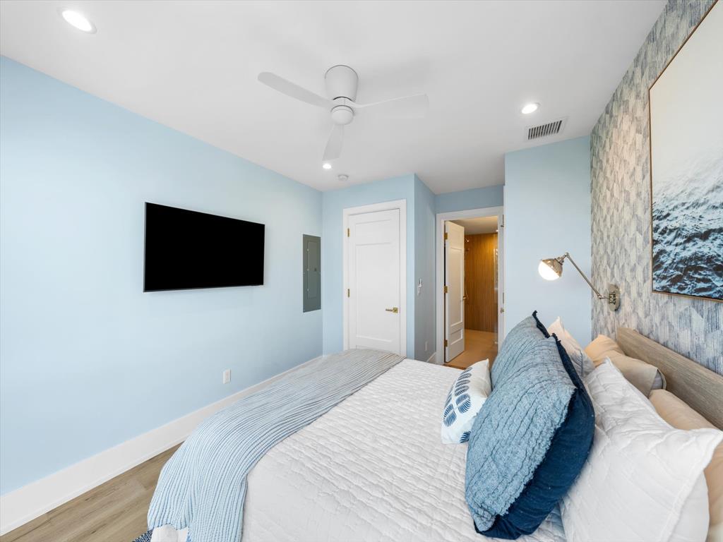 7701 Pleasure Avenue, Sea Isle City (Beach Front)