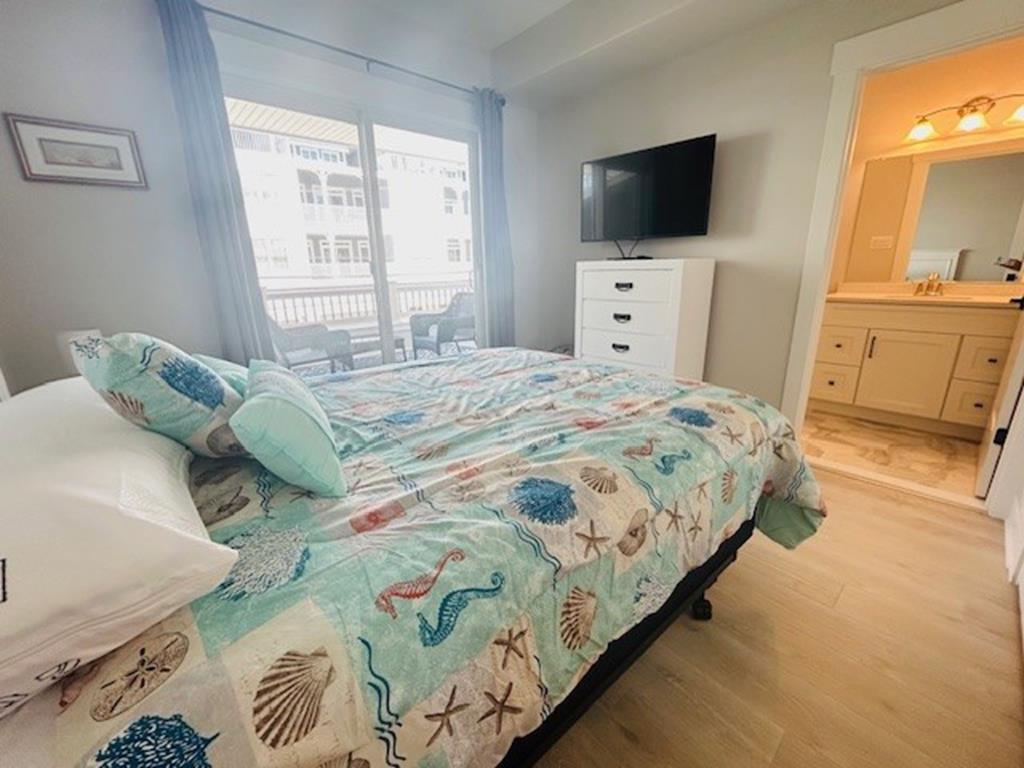 30 42nd Street East, Sea Isle City (Beach Block)