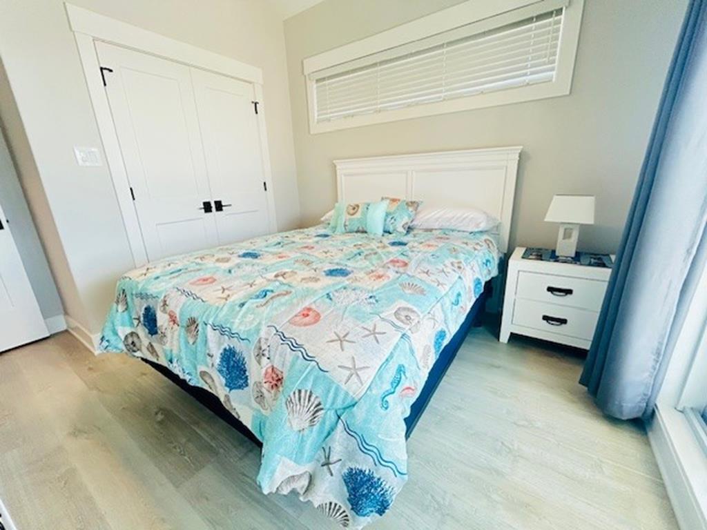 30 42nd Street East, Sea Isle City (Beach Block)