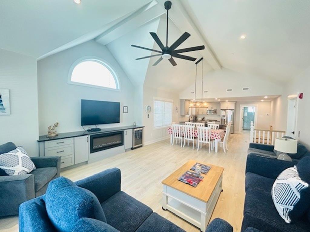 30 42nd Street East, Sea Isle City (Beach Block)