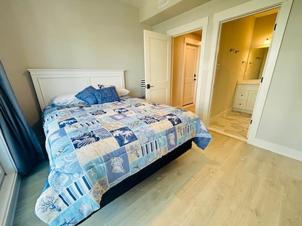 30 42nd Street, Sea Isle City (Beach Block)