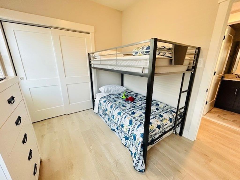 30 42nd Street, Sea Isle City (Beach Block)