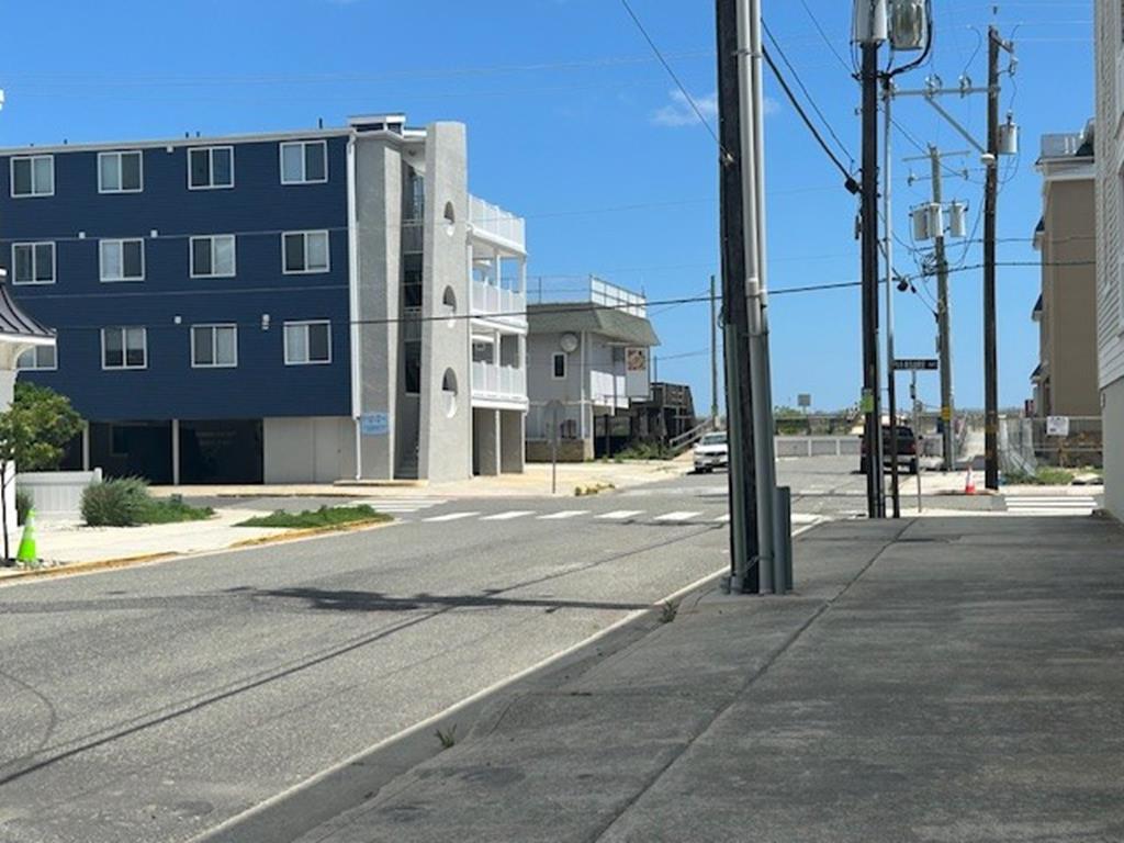 30 42nd Street, Sea Isle City (Beach Block)
