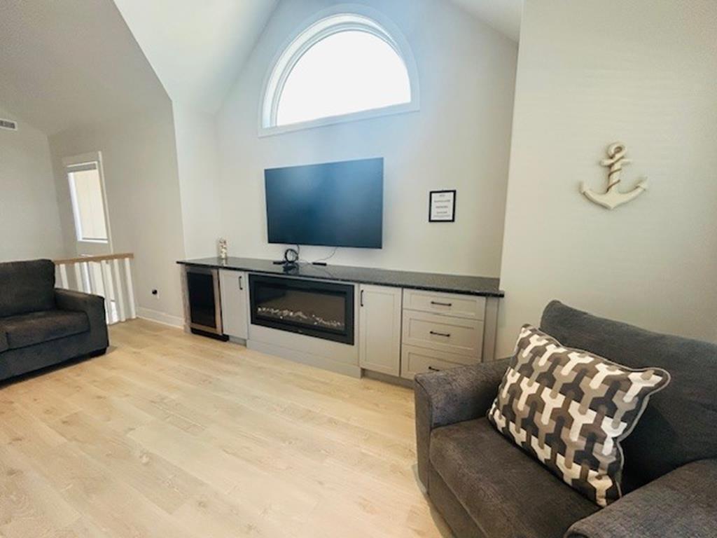 30 42nd Street, Sea Isle City (Beach Block)