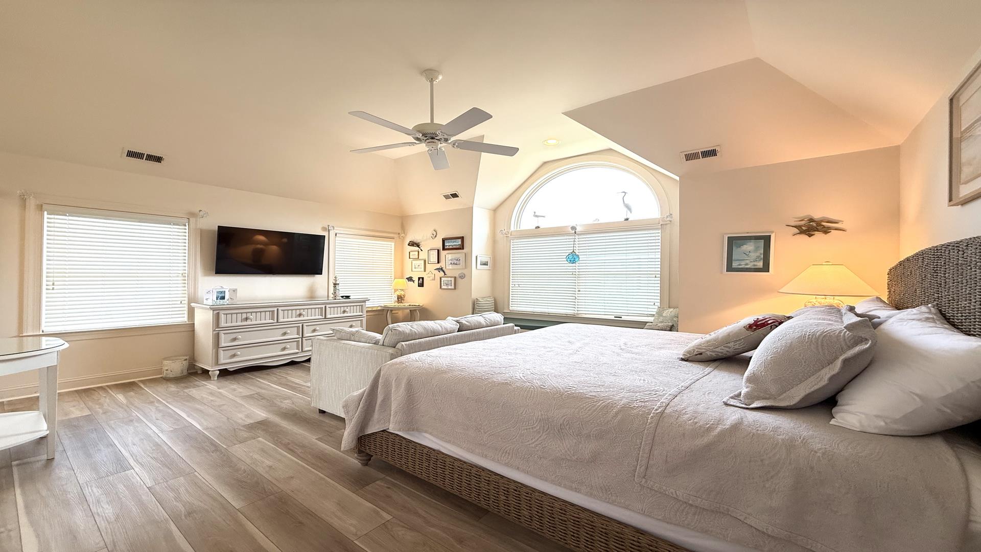 154 84th street, Stone Harbor (1 Block to Beach) - Picture 5