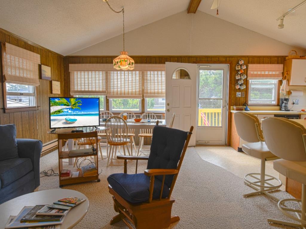 1010 S. Beach Avenue, Beach Haven (Ocean Side)