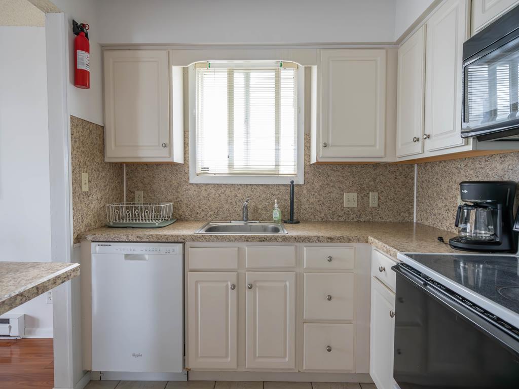 7112 Pleasure Avenue 9