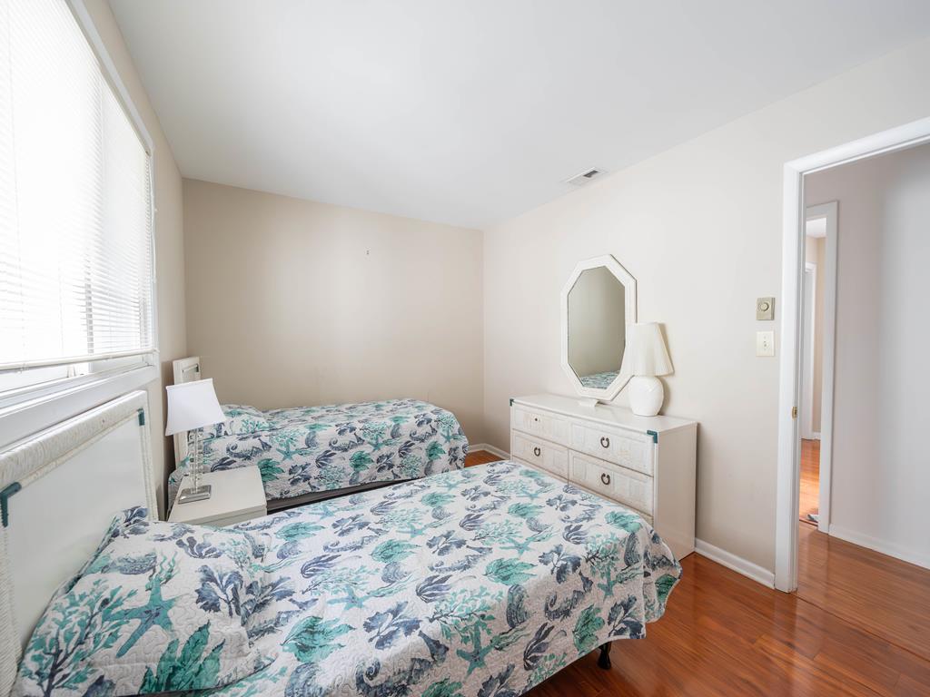 7112 Pleasure Avenue 10