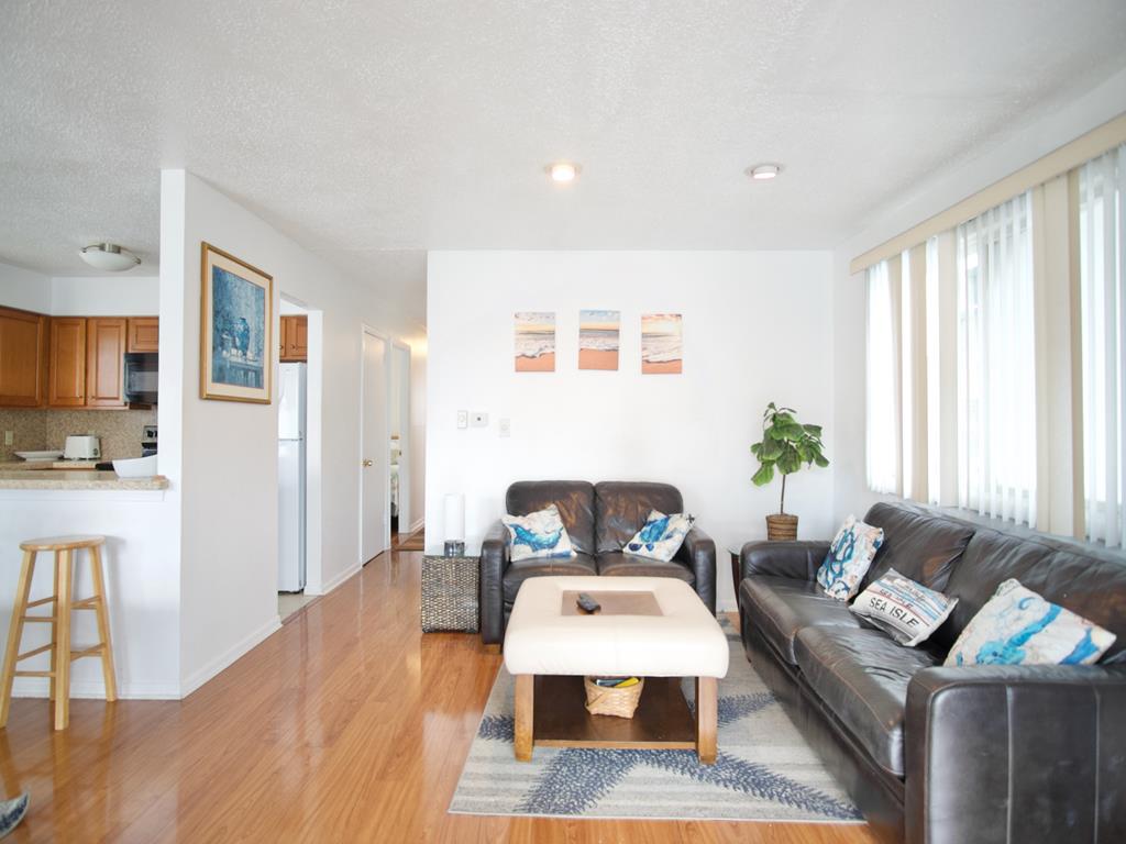 7112 Pleasure Avenue | Photo 3