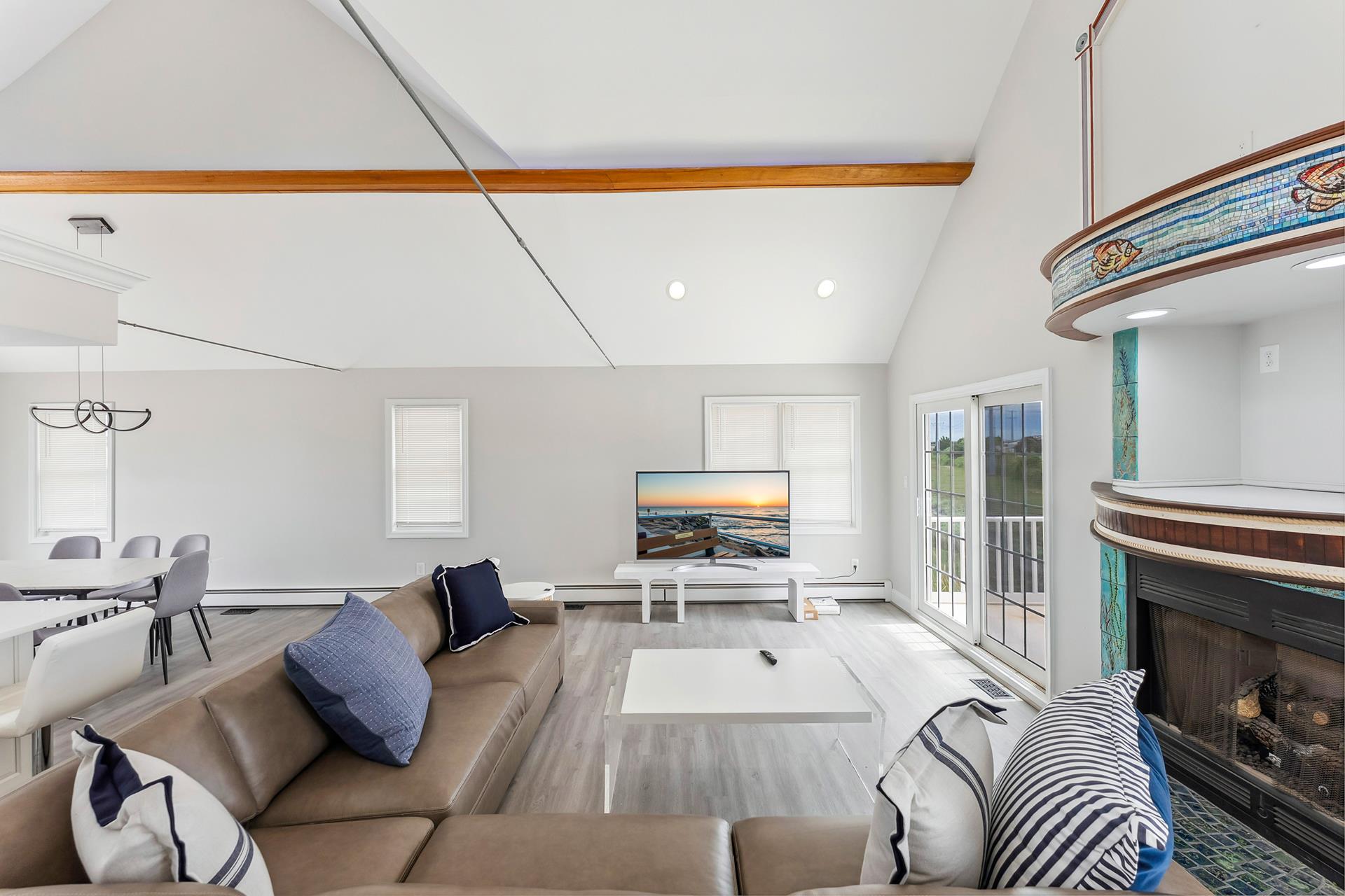 461 Old Avalon Blvd., Avalon Manor (Other)