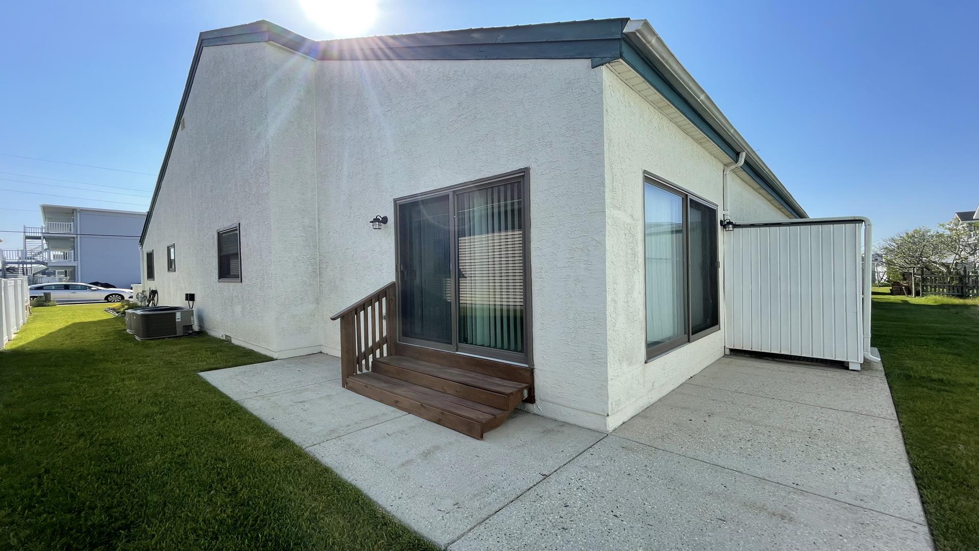 331 East Saint Paul Avenue, Wildwood Crest (Wildwood Crest Beach Side)