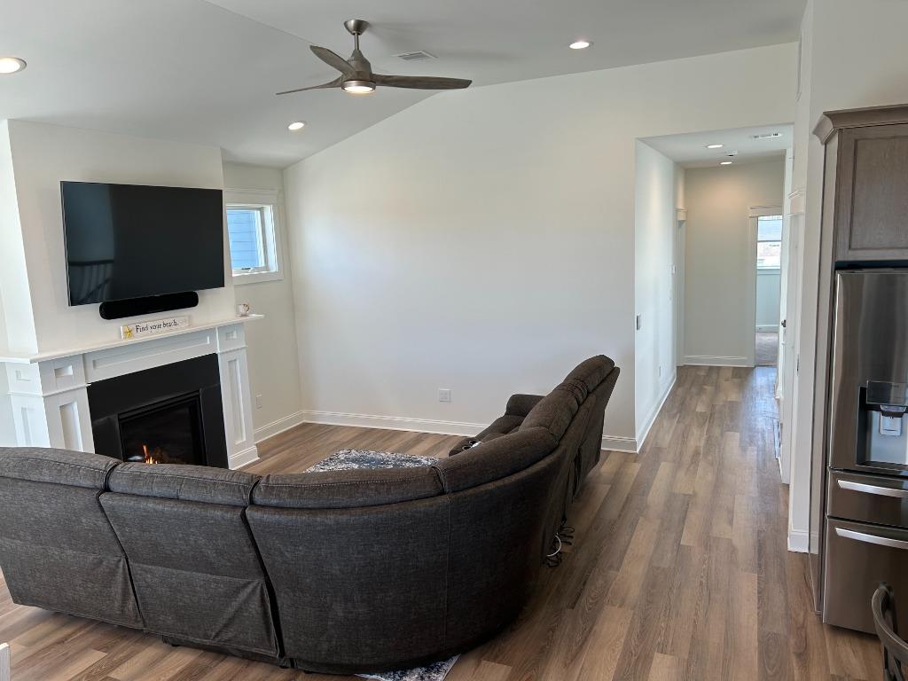 35 N. 7th Street, Surf City (Ocean Block)