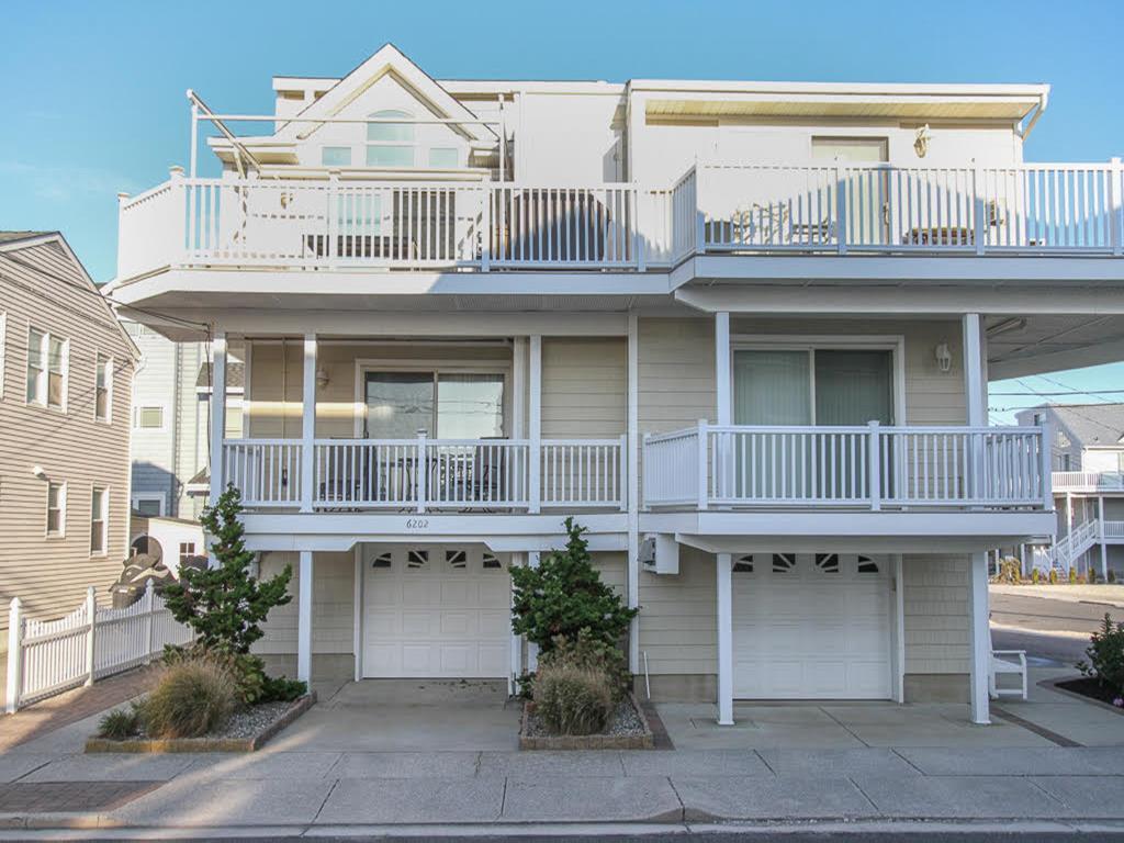 6202 Pleasure Avenue - 