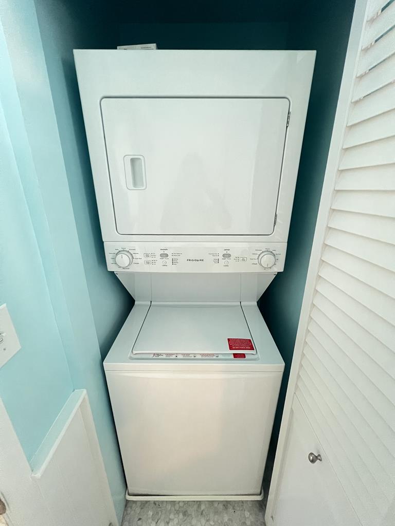 Cozy Coastal Cottage - 2 Bedrooms Close to Town | Photo 13