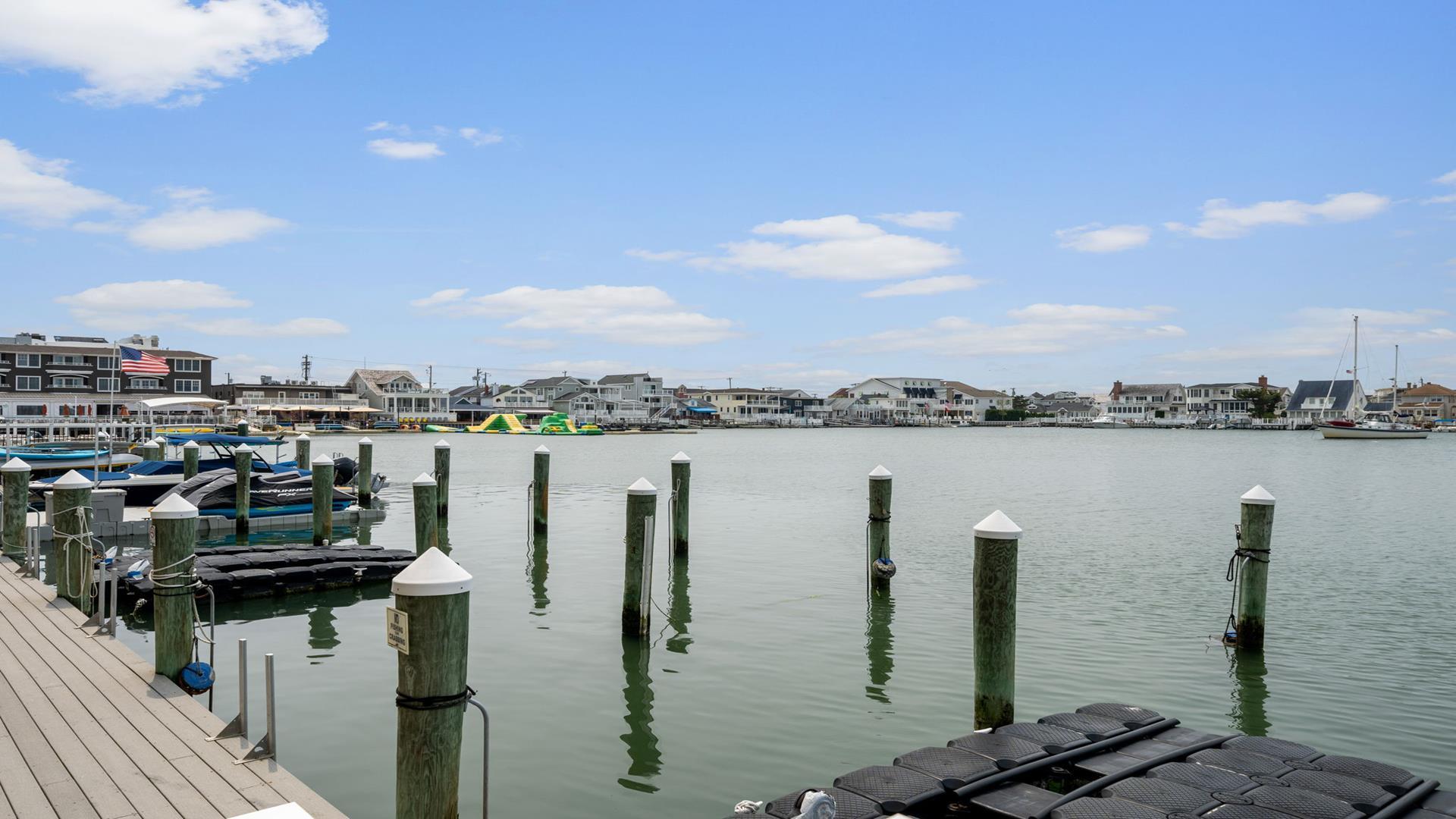 351 96th Street, Stone Harbor (Center)