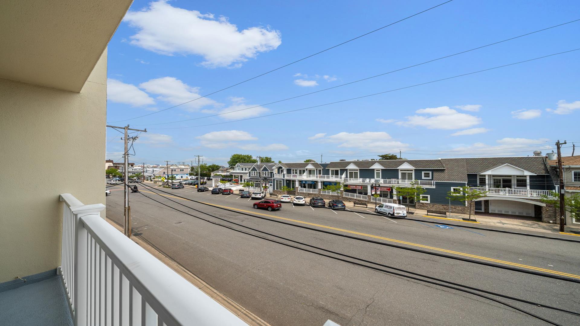 351 96th Street, Stone Harbor (Center)