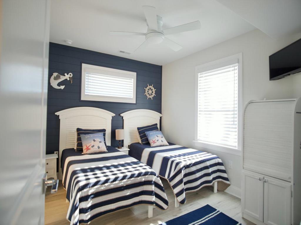 56 82nd Street, Sea Isle City (Beach Block)
