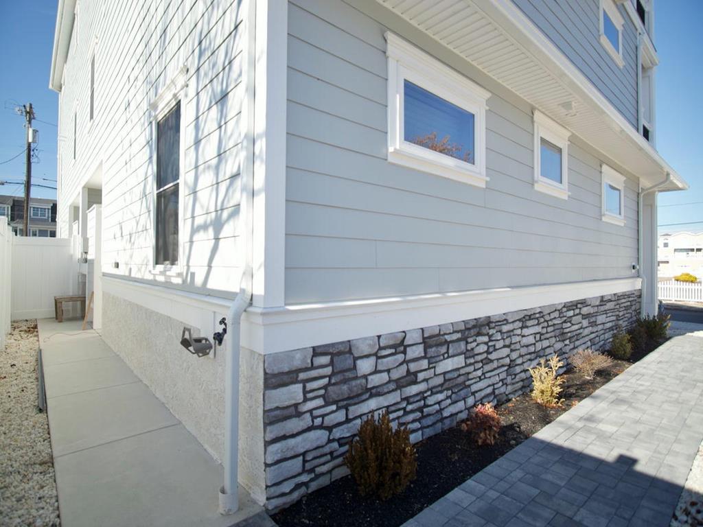 56 82nd Street, Sea Isle City (Beach Block)