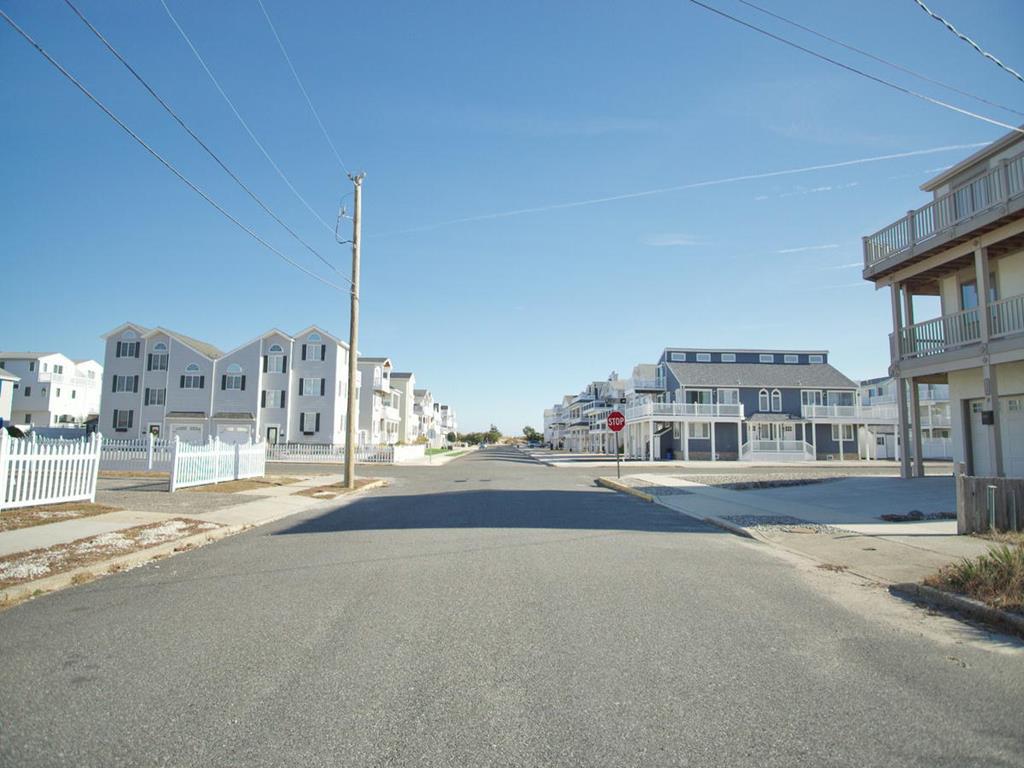 56 82nd Street, Sea Isle City (Beach Block)