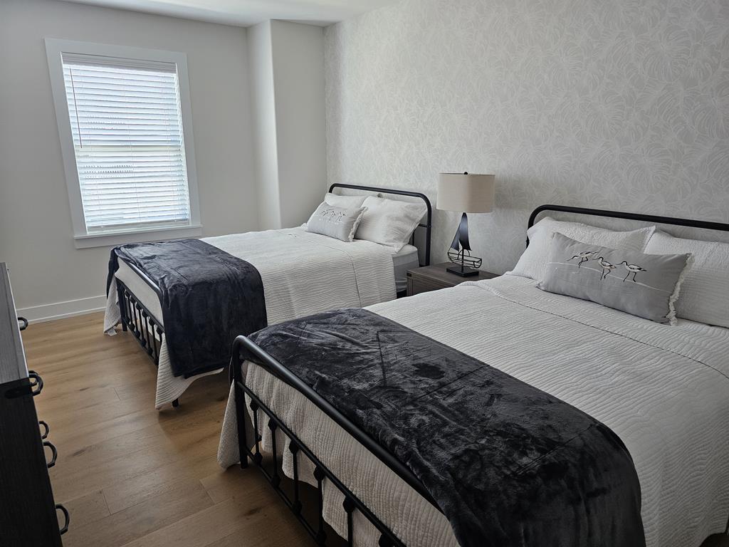 5701 Central Avenue - Picture 