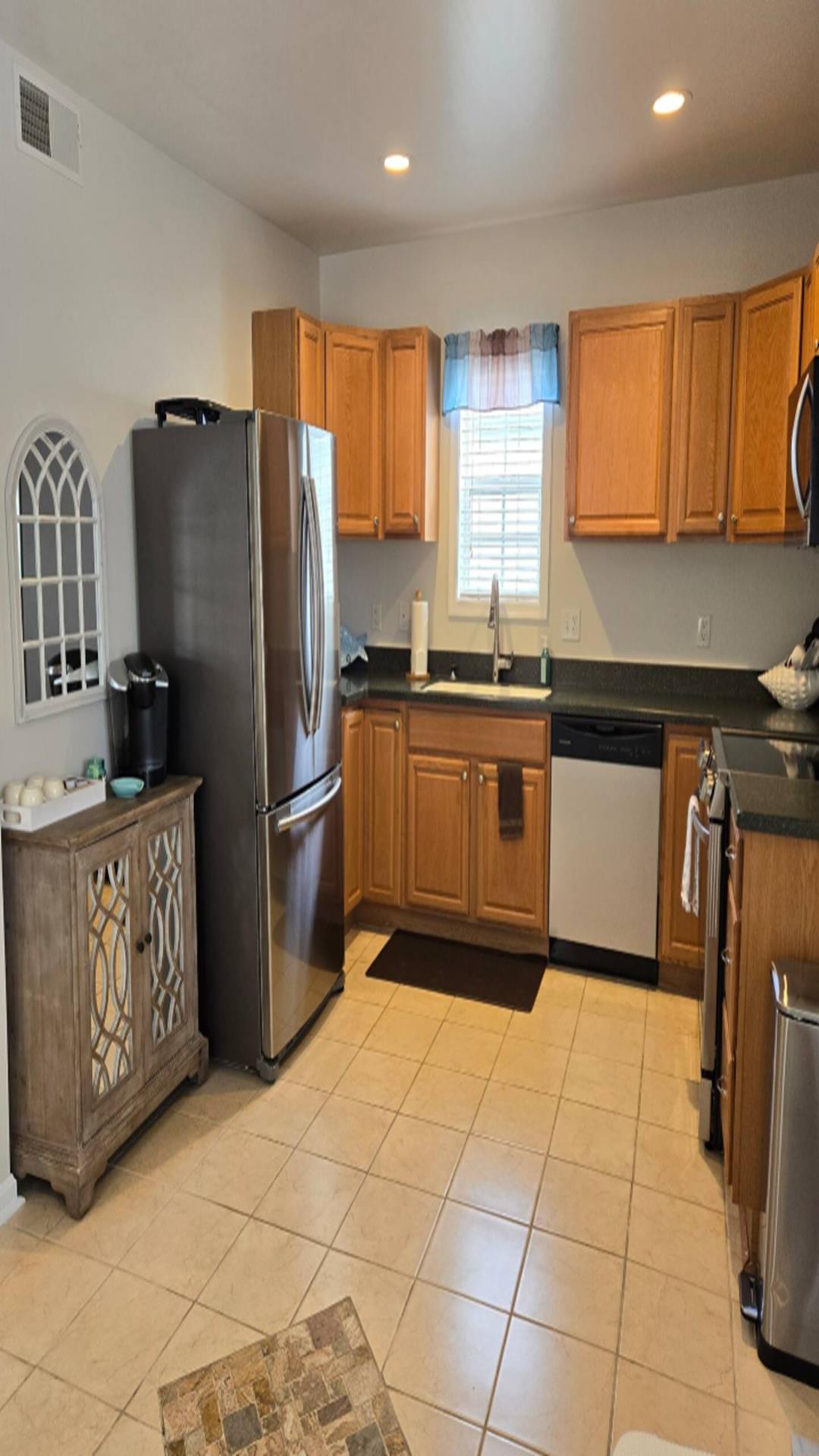 714 Asbury Avenue, Ocean City (Center)