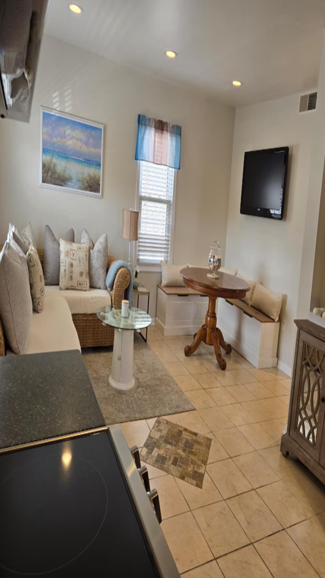 714 Asbury Avenue, Ocean City (Center)