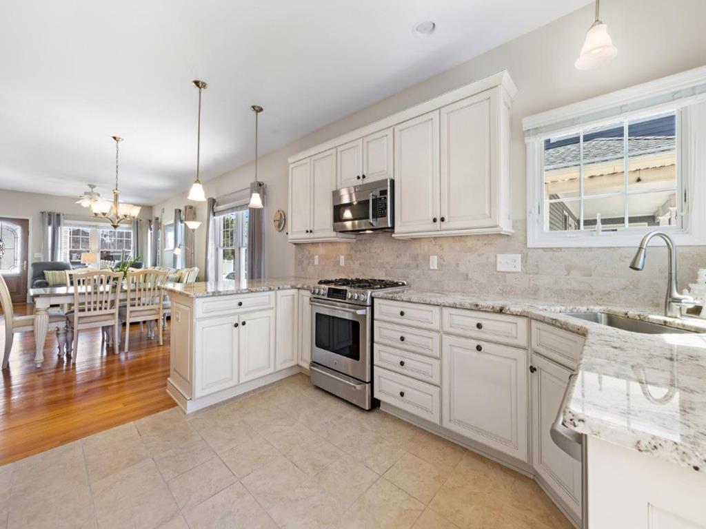 114 E. 25th Street, Spray Beach (Ocean Side)