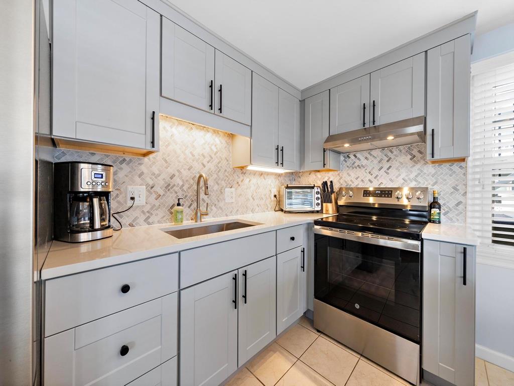 31 W. 87th Street, Brighton Beach (Bay Side)