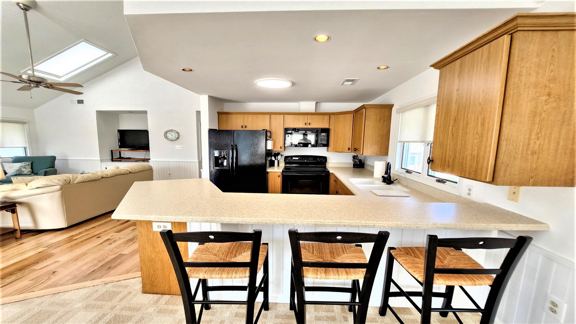10605 1st Avenue, Stone Harbor (1 Block to Beach) - Picture 4