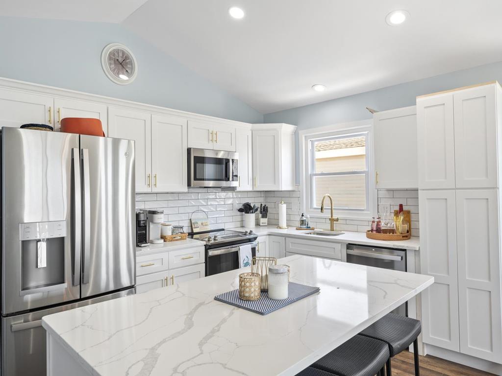 269 24th Street | Photo 3