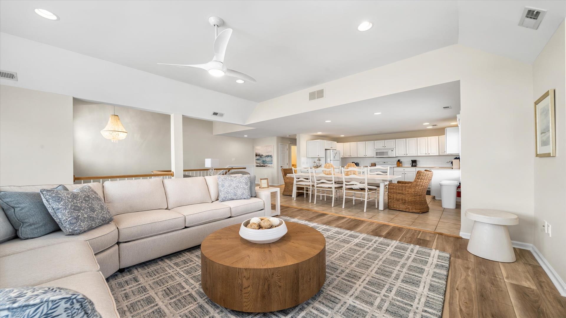 10211 Second Avenue, Stone Harbor (Mid-Island)