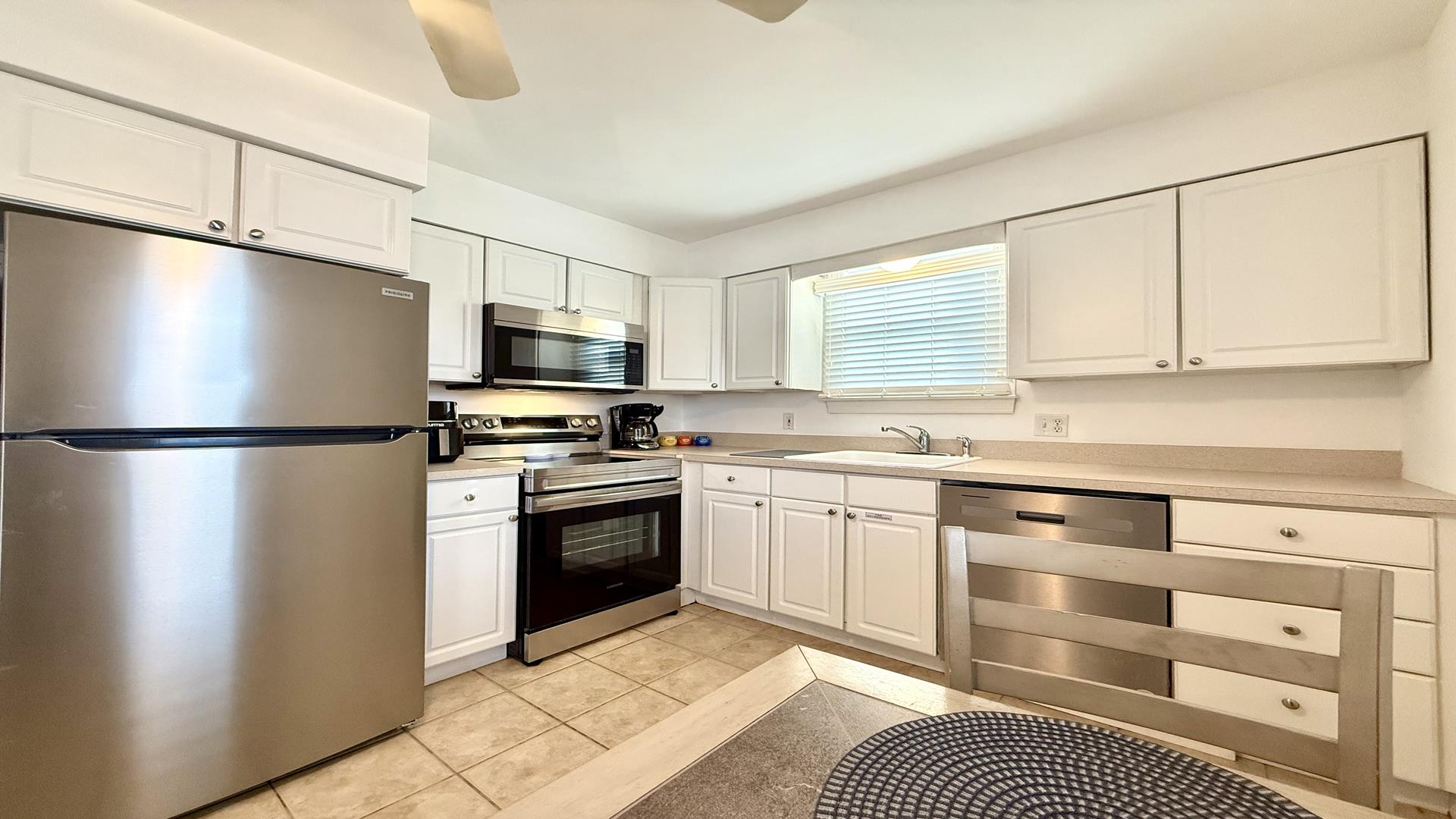 10912 Third Avenue, Stone Harbor (Mid-Island)