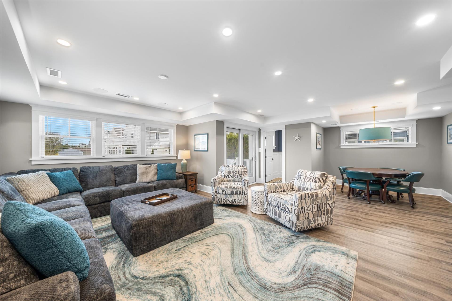 2958 Avalon Avenue, Avalon | COMPASS RE - Avalon