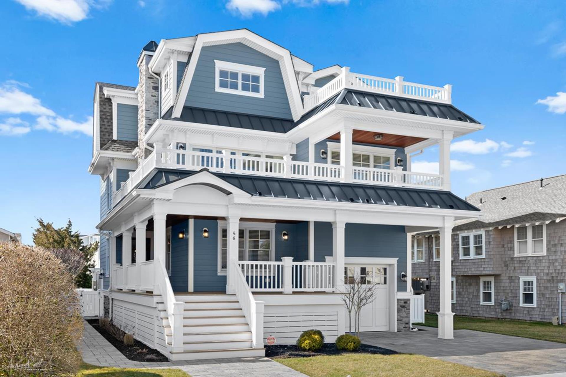 46 E 22nd Street, Avalon