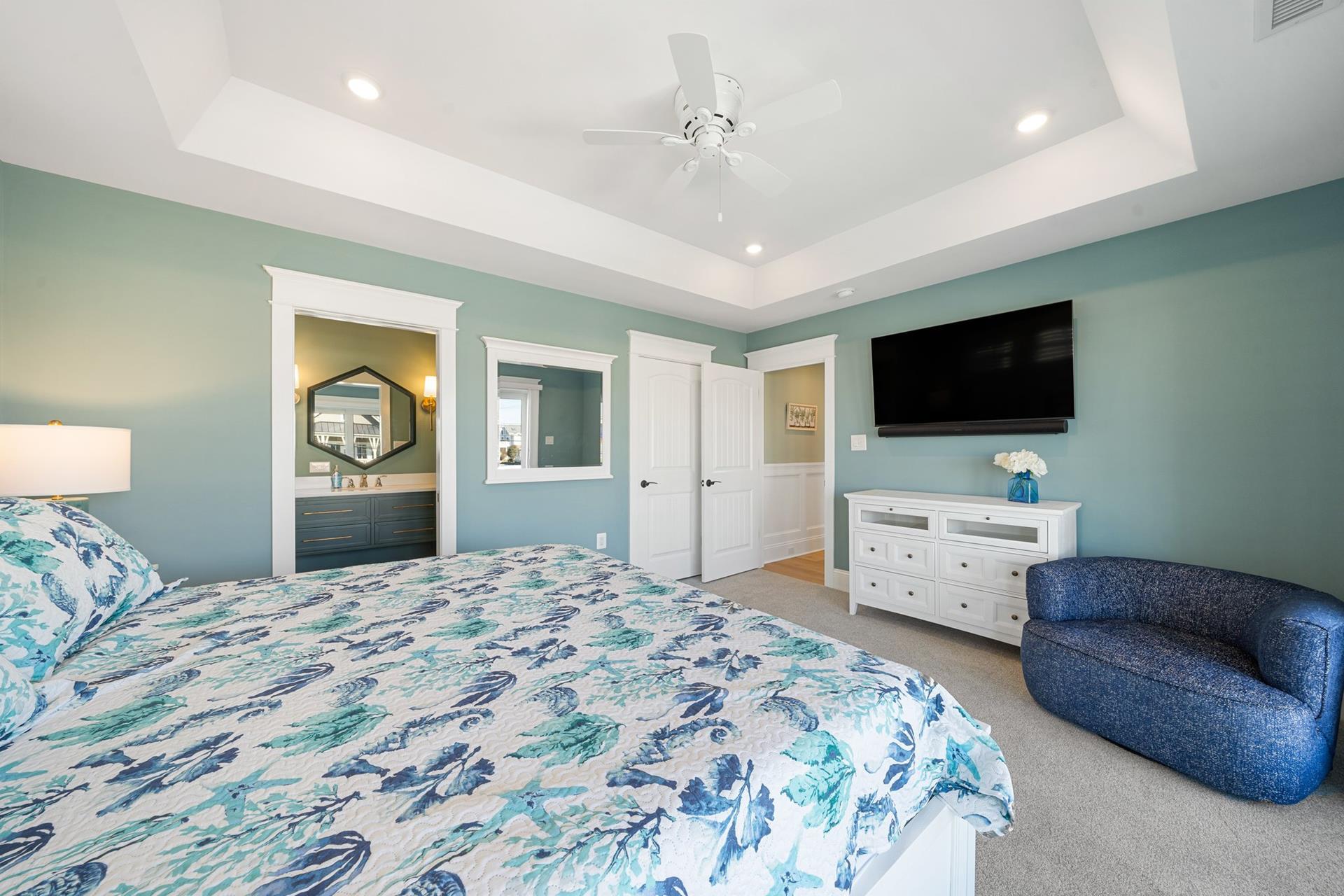 89 West 35th Street, Avalon | COMPASS RE - Avalon