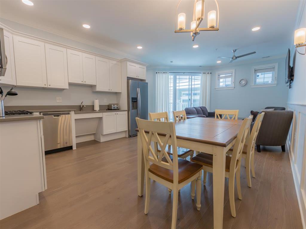 8609 Landis Avenue, Sea Isle City (Center)