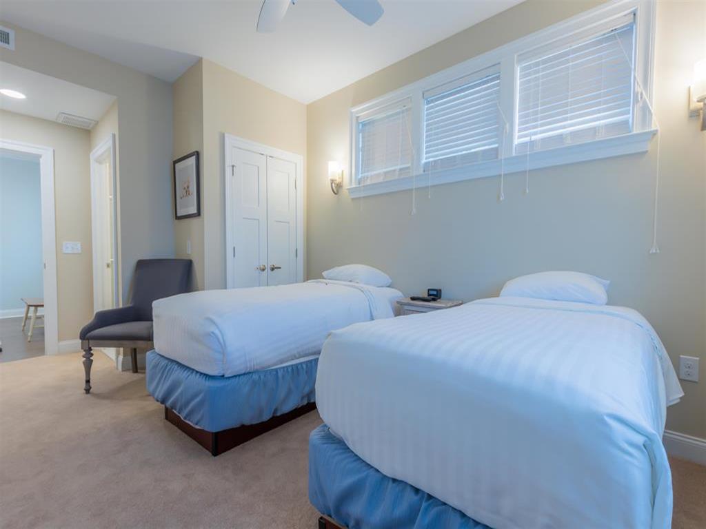 8609 Landis Avenue, Sea Isle City (Center)