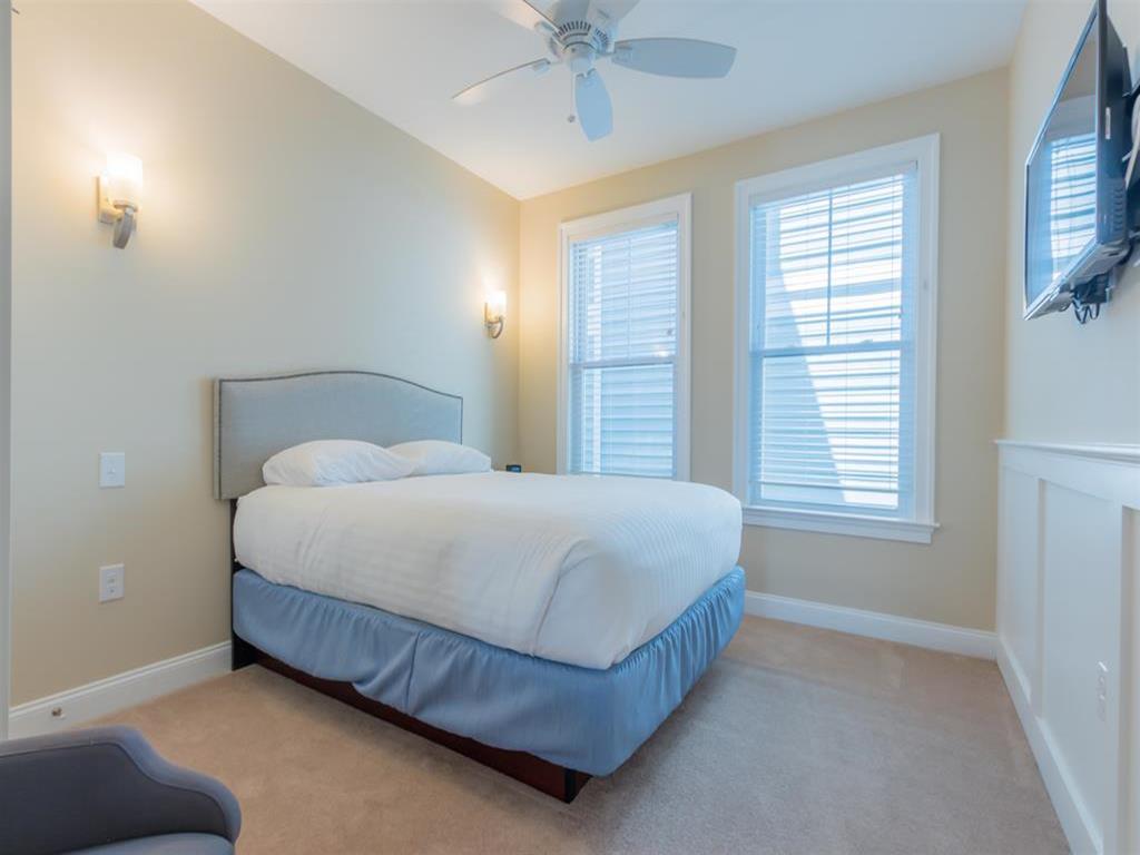 8609 Landis Avenue, Sea Isle City (Center)