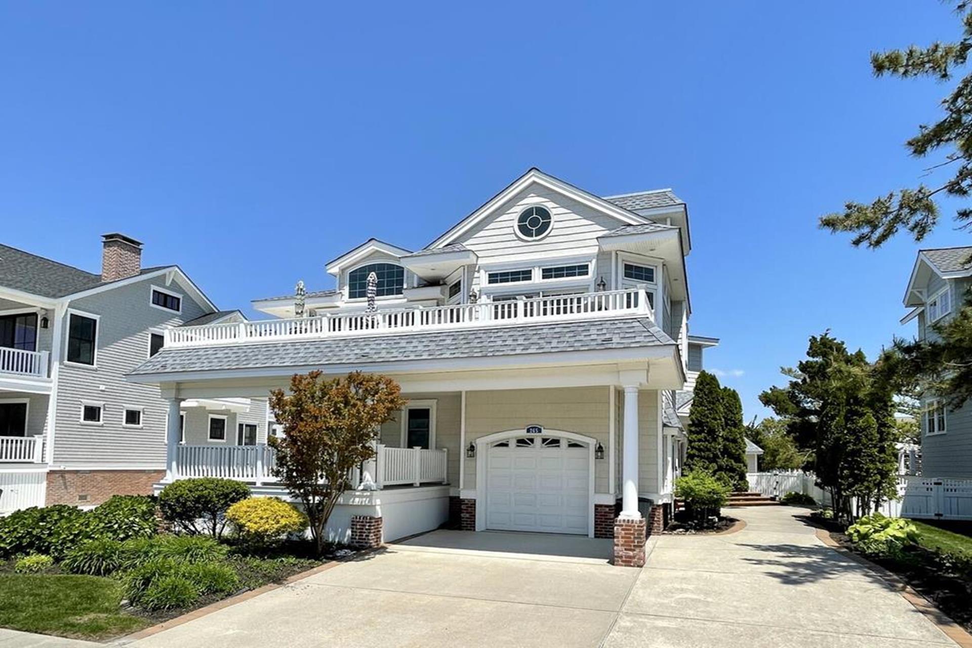 265 65th Street, Avalon