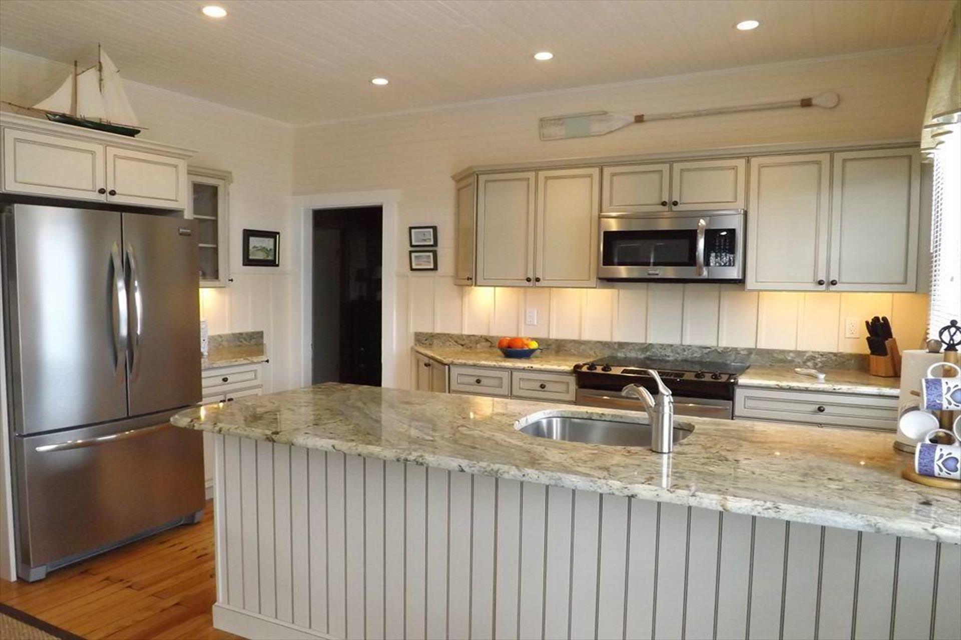 108 37th Street, 1st Floor, Avalon | COMPASS RE - Avalon