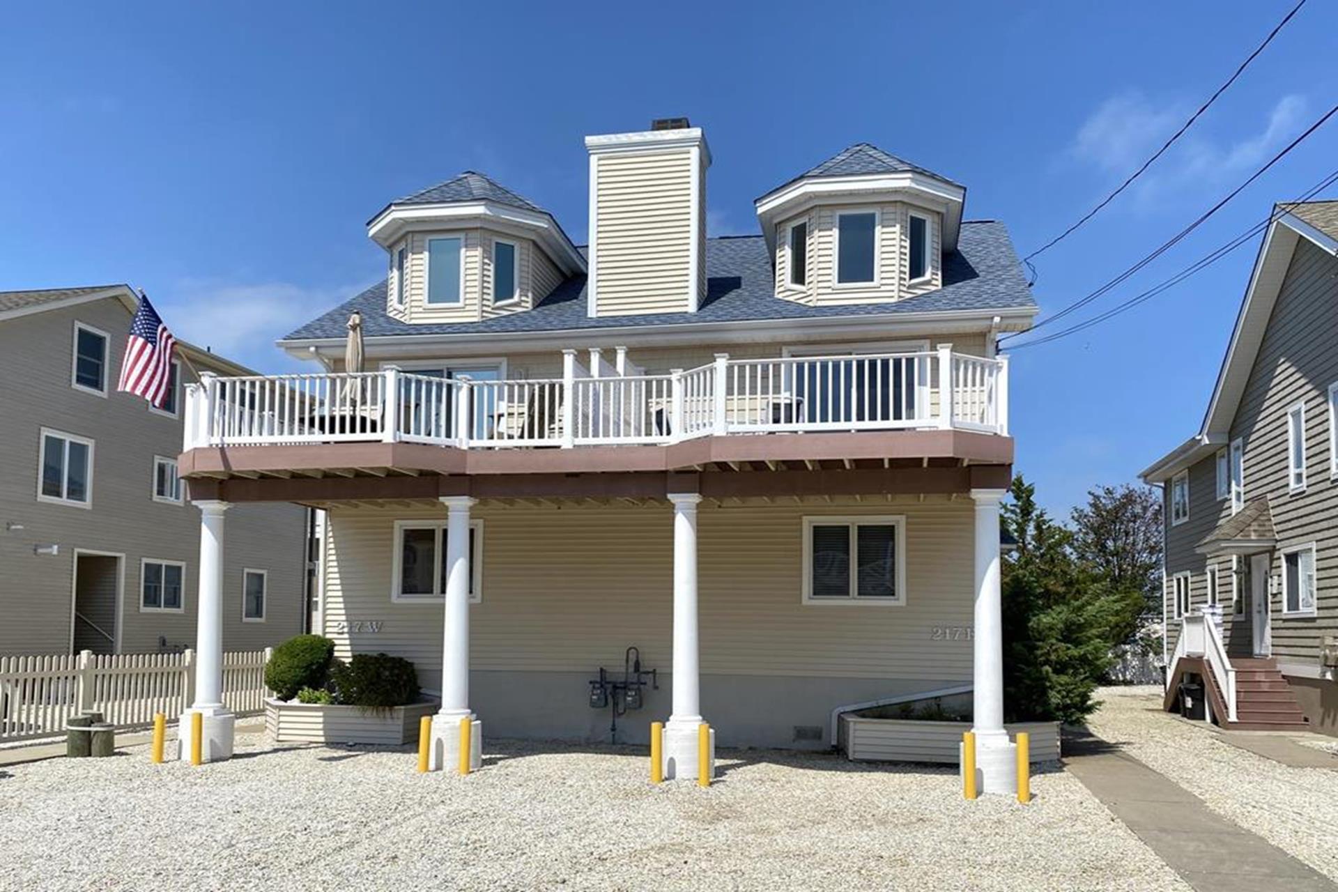 217 27th Street, Avalon