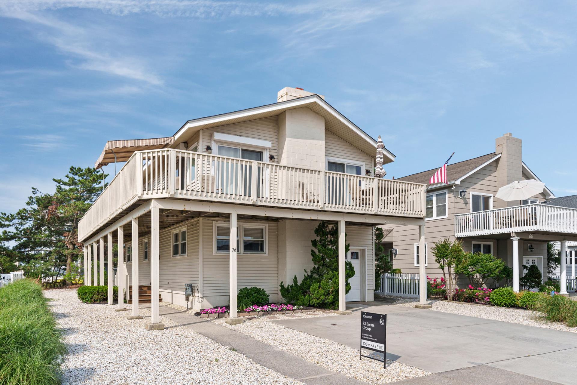 76 E 24th Street, Avalon
